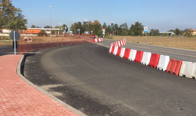 Tortona, sulla statale 211 migliora la circolazione con la rotatoria Savonesa