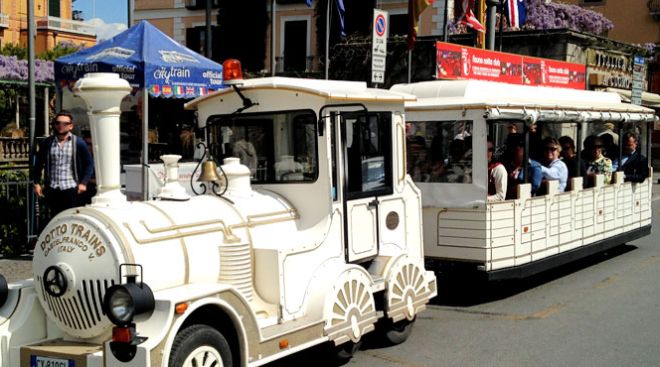Diano Marina paga il Trenino del golfo che in estate transita nella zona