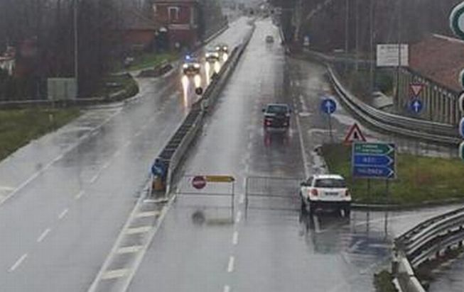 Alessandria ha chiuso il ponte sul fiume Bormida per diverse ore