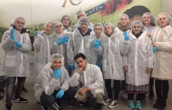 Gli studenti tortonesi del “Carbone” in visita alla Saclà di Asti