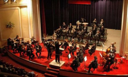 “Beethoven prima di Beethoven”: l’Orchestra Sinfonica di Sanremo al Teatro del Casinò tra equilibrio e tempesta