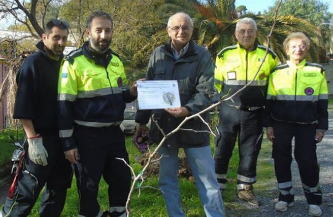 I bambini di Cervo hanno celebrato la Festa degli alberi insieme al Sindaco e alla Protezione civile