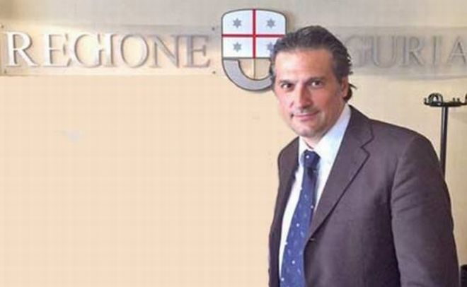 La Regione vara una strategia per debellare la vespa velutina che sta creando problemi agli apicoltori imperiesi