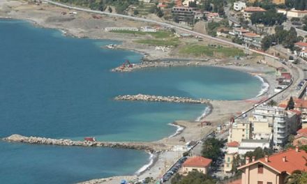 “Notte Orange 2026”: sabato 22 agosto Ospedaletti si accende con musica, shopping e anguriata sotto le stelle
