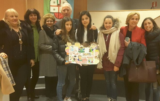 Il sindaco del Consiglio comunale dei ragazzi di Imperia a Genova per l’Unicef