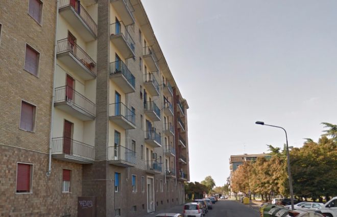 Si intasa la colonna di scarico, un appartamento a Tortona invaso dalle feci