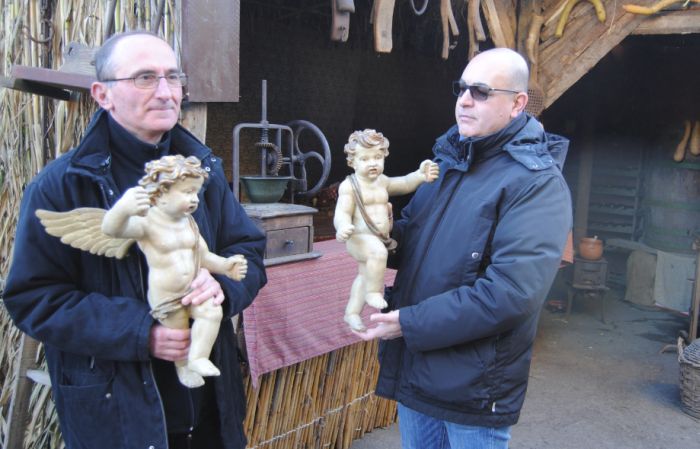 Restituiti alla parrocchia i due angeli rubati a Castelnuovo Scrivia un mese fa. Il ladro si è pentito dopo Natale
