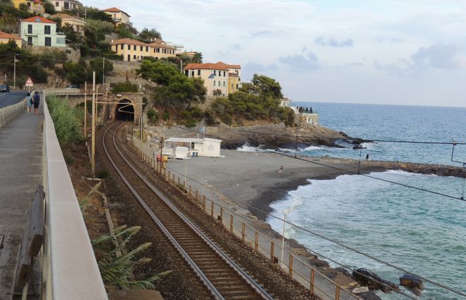 Il Comune di Cervo ha dato in gestione la spiaggia libera attrezzata “Marina da Re” con annessa area per animali
