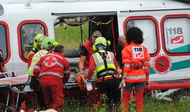 Schianto contro un albero a Castelnuovo Scrivia: 20enne incastrato nell’auto, interviene l’elisoccorso