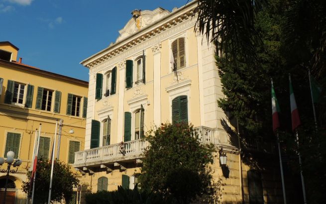 Mercoledi la seconda passeggiata culturale natalizia per le vie di Diano Marina