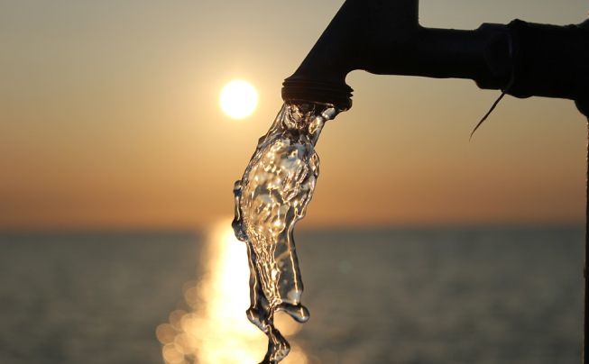 A Diano Marina alcuni abitanti e albergatori costretti a rimanere senz’acqua per evitare la paralisi del Golfo. E’ giusto?