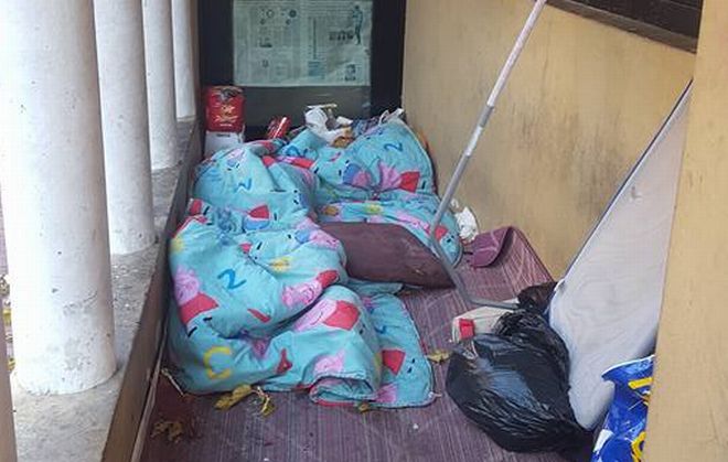 Imperia sempre più meta di barboni: l’ennesima immagine del degrado continuo