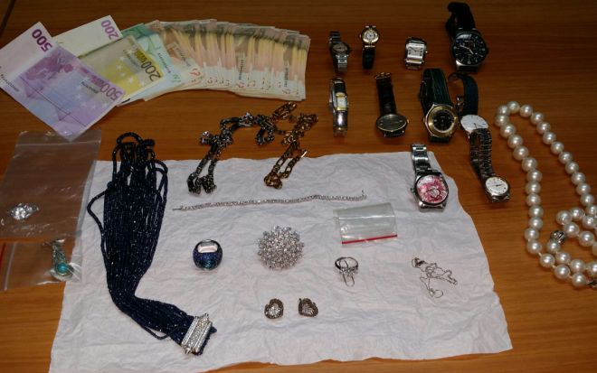 I carabinieri di Valenza individuano un uomo possedeva oro e gioielli rubati