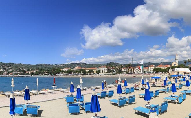 Venerdì il ministro Costa incontra i balneari liguri