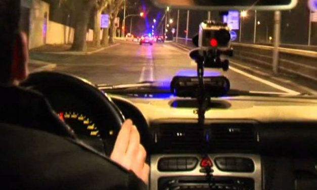 Ad Acqui Terme due minorenni  rubano un’auto e si schiantano contro un palo