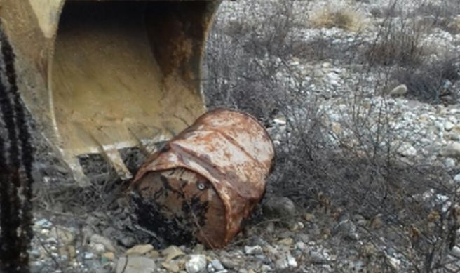 Abbandonano rifiuti (tossici?) sul greto dello Scrivia,recuperati grazie al Comune di Tortona