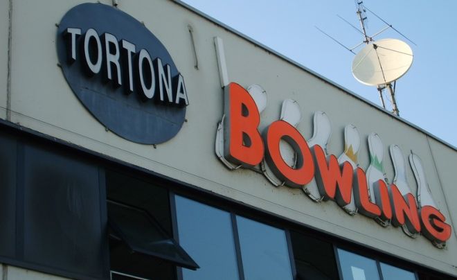 Maxi colpo al Bowling di Tortona: abbattono un muro e aprono la cassaforte in 10 minuti rubando 15 mila euro