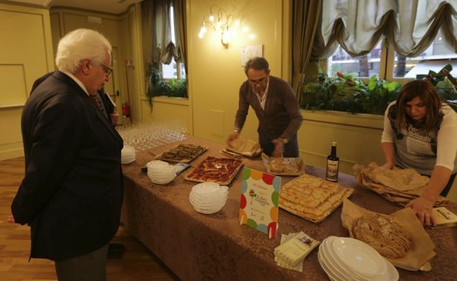 La confartigianato di Imperia alla rassegna “libri da gustare”  con la sardenaira e la focaccia tipica