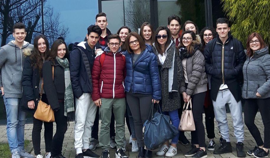 Una visita degli studenti tortonesi del Marconi a Villafranca per