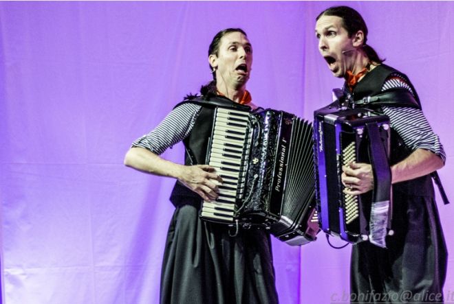 Sabato a “Bistagno in Palcoscenico” arrivano “Les Jumeaux”