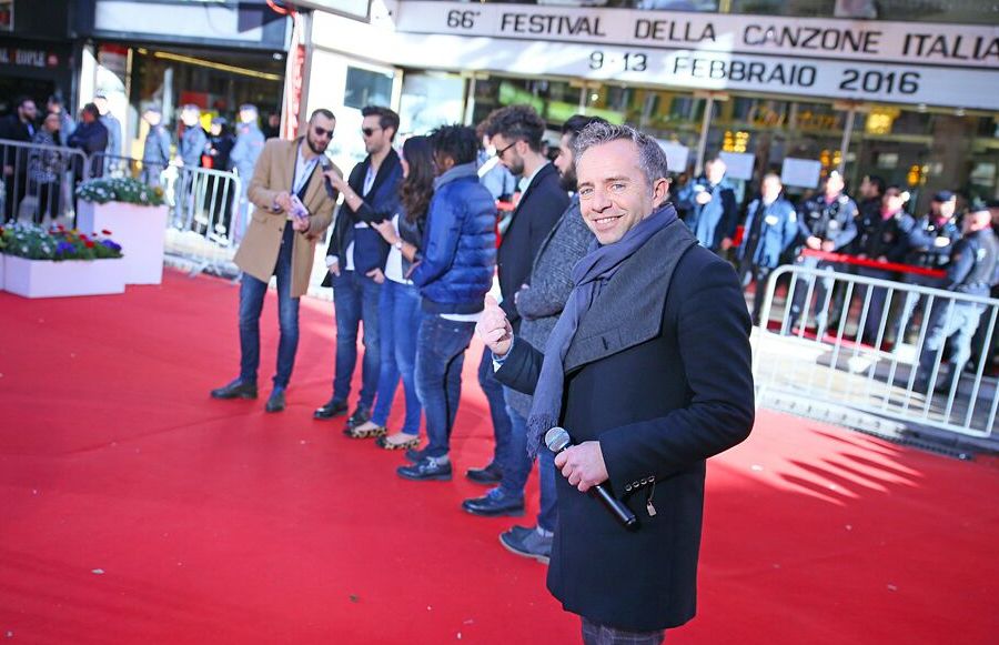 Grazie al dianese Gianni Rossi i sanremesi (e non solo loro) possono vedere da vicino i cantanti del Festival