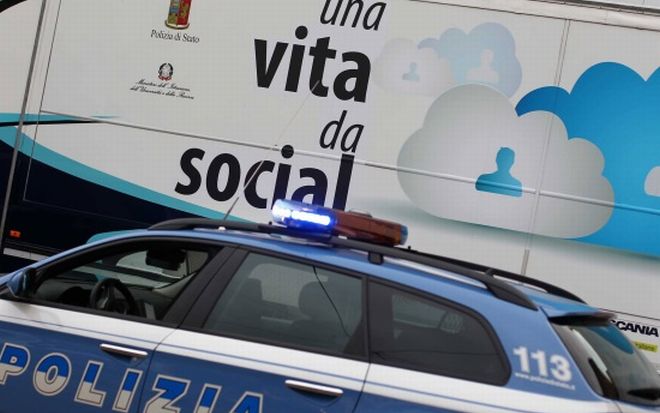 La Questura di Imperia dà il via alla campagna contro il cyberbullismo “Un a vita da social”. Giovani partecipate!