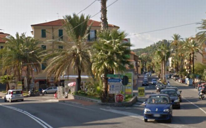 Il Sindaco invita i cittadini ad acquistare i regali ed effettuare le loro compere presso i negozi di Bordighera