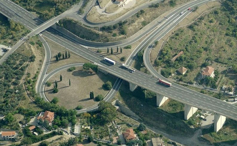 L’assessore regionale ai trasporti chiede allo Stato di migliorare i collegamenti nel Ponente Ligure