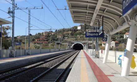 Diano Marina conquista la fermata dell’Intercity: oltre 380 treni al giorno e assistenza potenziata per l’estate ligure