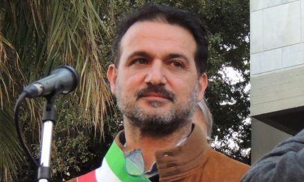 Il Sindaco di San Bartolomeo incazzato contro social e giornali: “Non siamo imbranati”