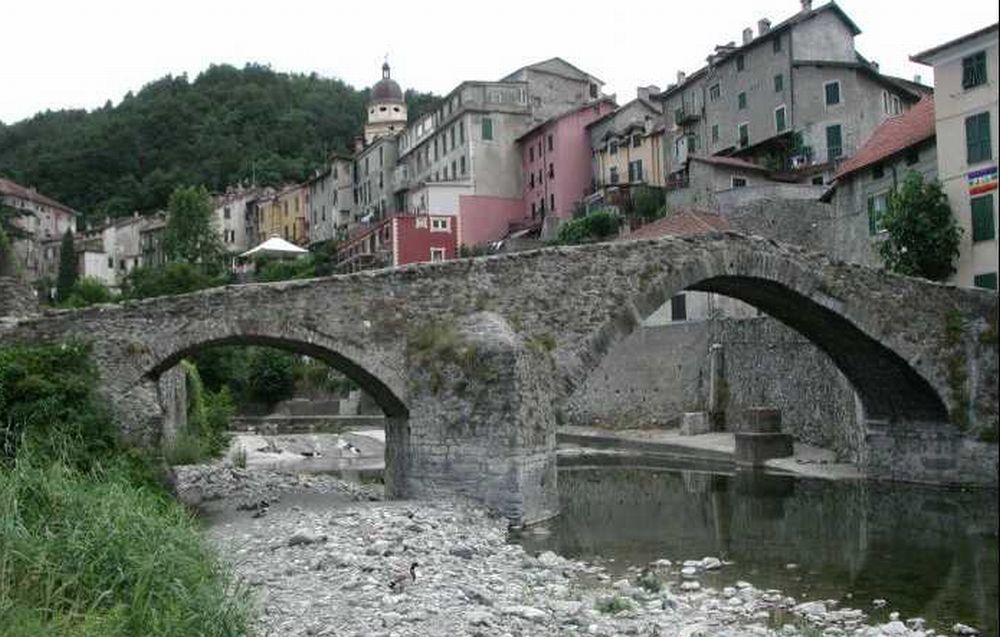 Giovedì a Voltaggio uno spettacolo della Compagnia del Bollito