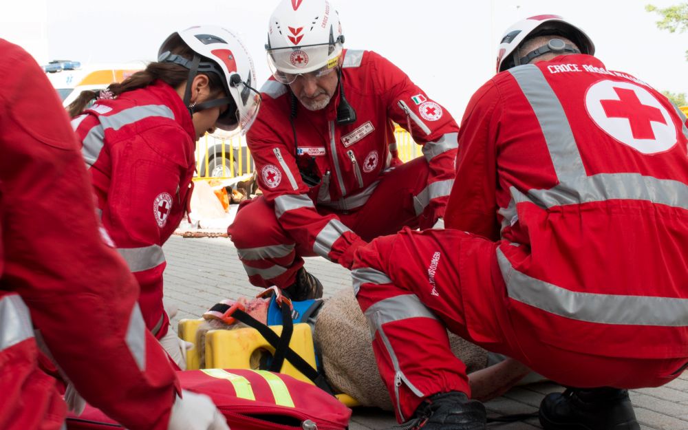 Ospedetti cade facendo parapendio, quantenne grave al Santa Corona