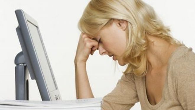 Collaboratrice scolastica  della zona assunta a Settembre non ha ancora ricevuto lo stipendio!