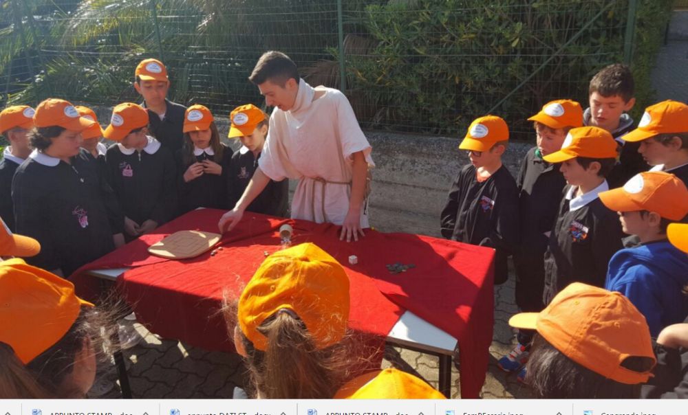 I bambini di San Bartolomeo al Santuario della Rovere per imparare la storia dal vivo/Le immagini