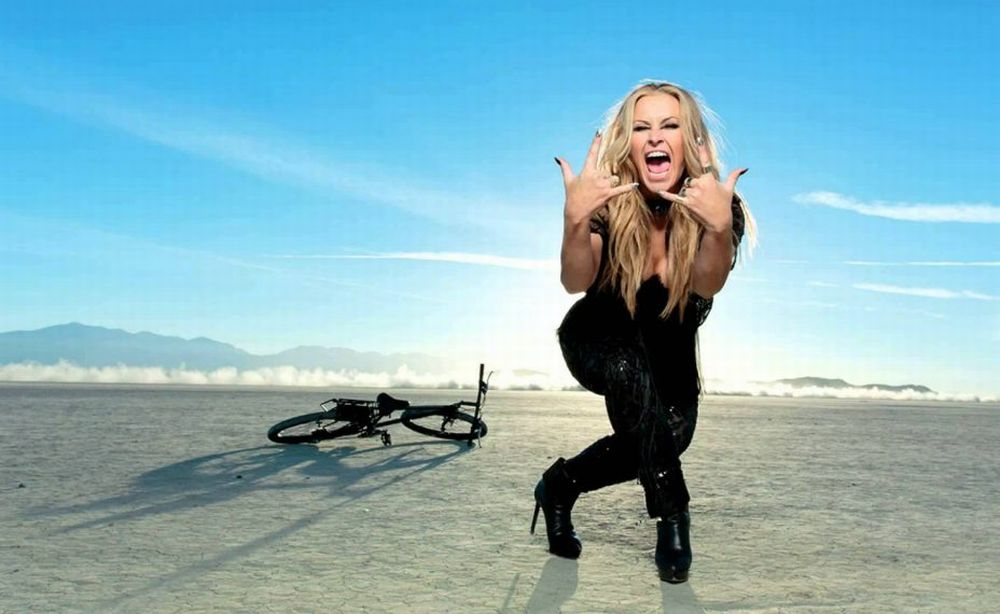 Tortona, esaurito il primo settore dei biglietti per i concerti di  Anastacia e Ranieri, affrettatevi per il secondo