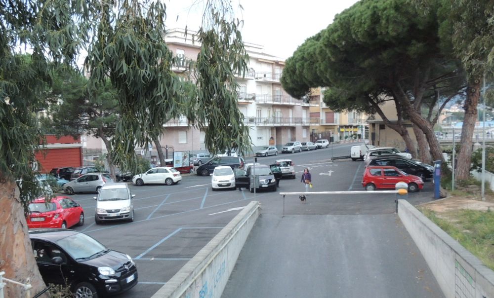 Mercoledì e Giovedì stop al parcheggio in mezza Diano Marina perché GM rifà le strisce blu. Ecco le strade dove non si potrà sostare
