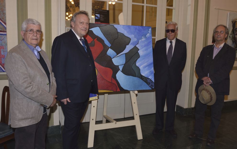 A Sanremo nel foyer di Porta Teatro l’esposizione “Musica Ribelle” sino al 28 maggio