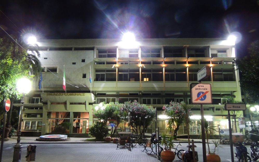 Soldi dei dianesi: il Comune di Diano Marina stanzia 10 mila euro per partecipare con uno stand a “Golosaria”