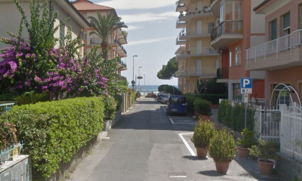 Da domenica via Sardegna a San Bartolomeno è diventata a pagamento e per parcheggiare adesso si paga