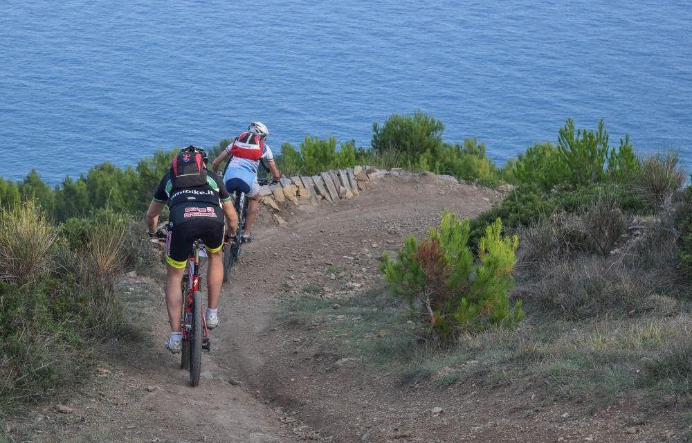 Nuove regole per chi va in Mountain Bike in Liguria e modifiche alle Rete di fruizione escursionistica