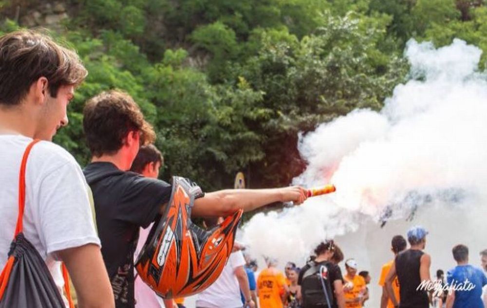 Tortona, dura critica di un educatore ai giovani tortonesi (vuoti dentro) e ai loro genitori che li difendono sempre