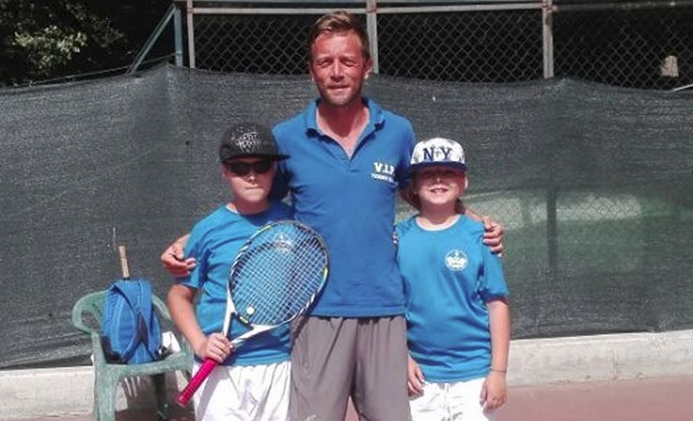 I ragazzini della squadra Vip tennis di Diano marina conquistano la finale nella serie promo e domenica si giocano il titolo