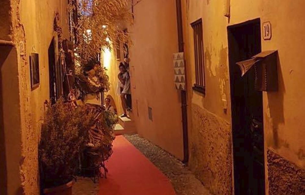 Tre manifestazioni gratuite sabato a Cervo fra mostre di presepi e concerto