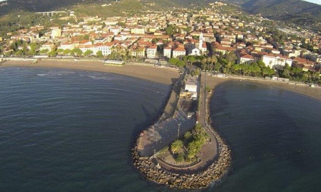 Diano Marina, primo bilancio di fine estate: presenze confermate, boom ad agosto e mare pulito