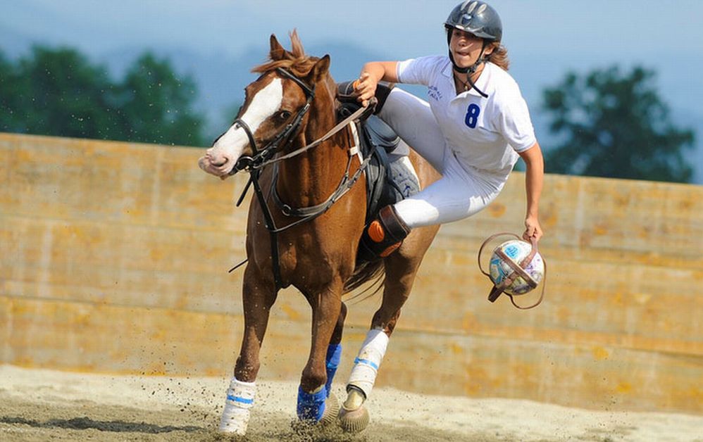 Personaggi Alessandrini: Roberto Fribus e l’Horse-Ball