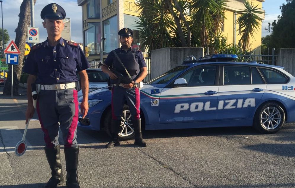 Sanremo, rapina al carrefour: la polizia di stato arresta lautore ... La polizia
