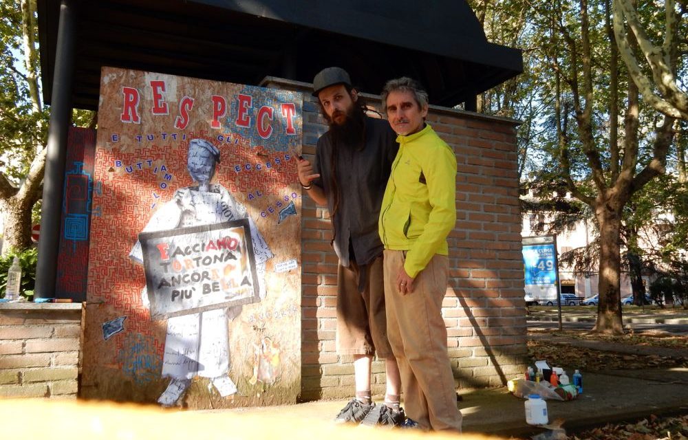 Fabrizio Falchetto e Federico dei Ghirighori cercano di rendere più bella Tortona così…..Grazie!