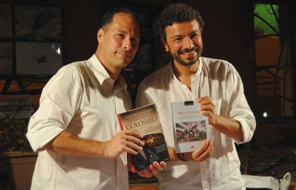 A Santo Stefano il dianese Luca Valentini ha presentato 5 libri oltre al suo, la serata di gala e coordinato il Festival del libro