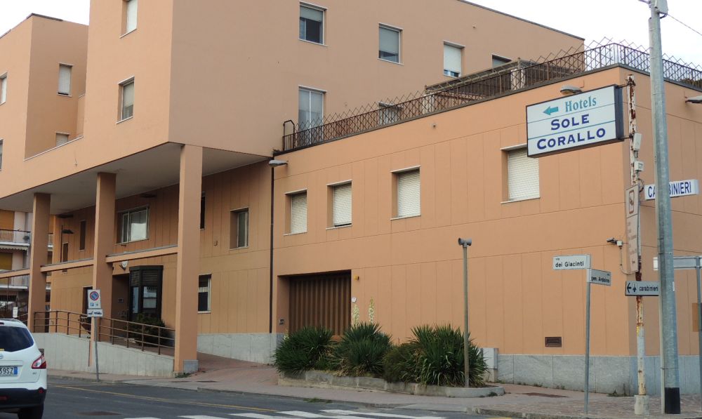 A Diano Marina un abitante del posto girava con un coltello, denunciato dopo una lite