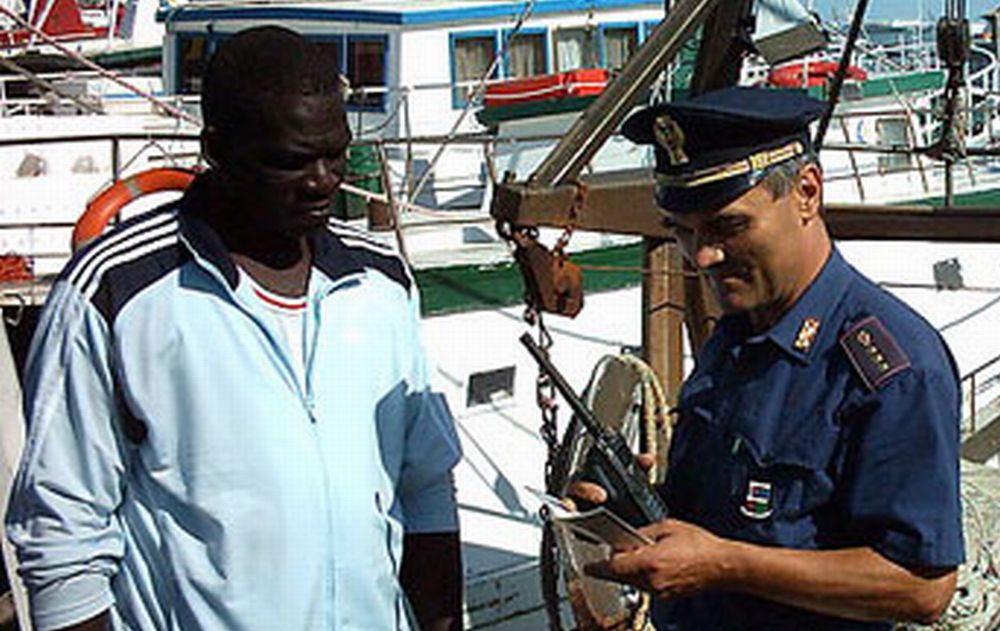 I controlli della Polizia di Imperia nella settimana appena trascorsa: 650 persone di cui 180 stranieri, 6 denunciate, 9 espulse